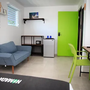 Nomada Beach Hostel- Isla Verde San Juan